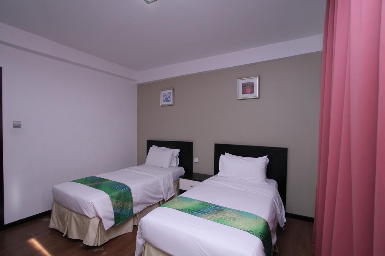 Likas Square Apartment Hotel Kota Kinabalu Exterior foto