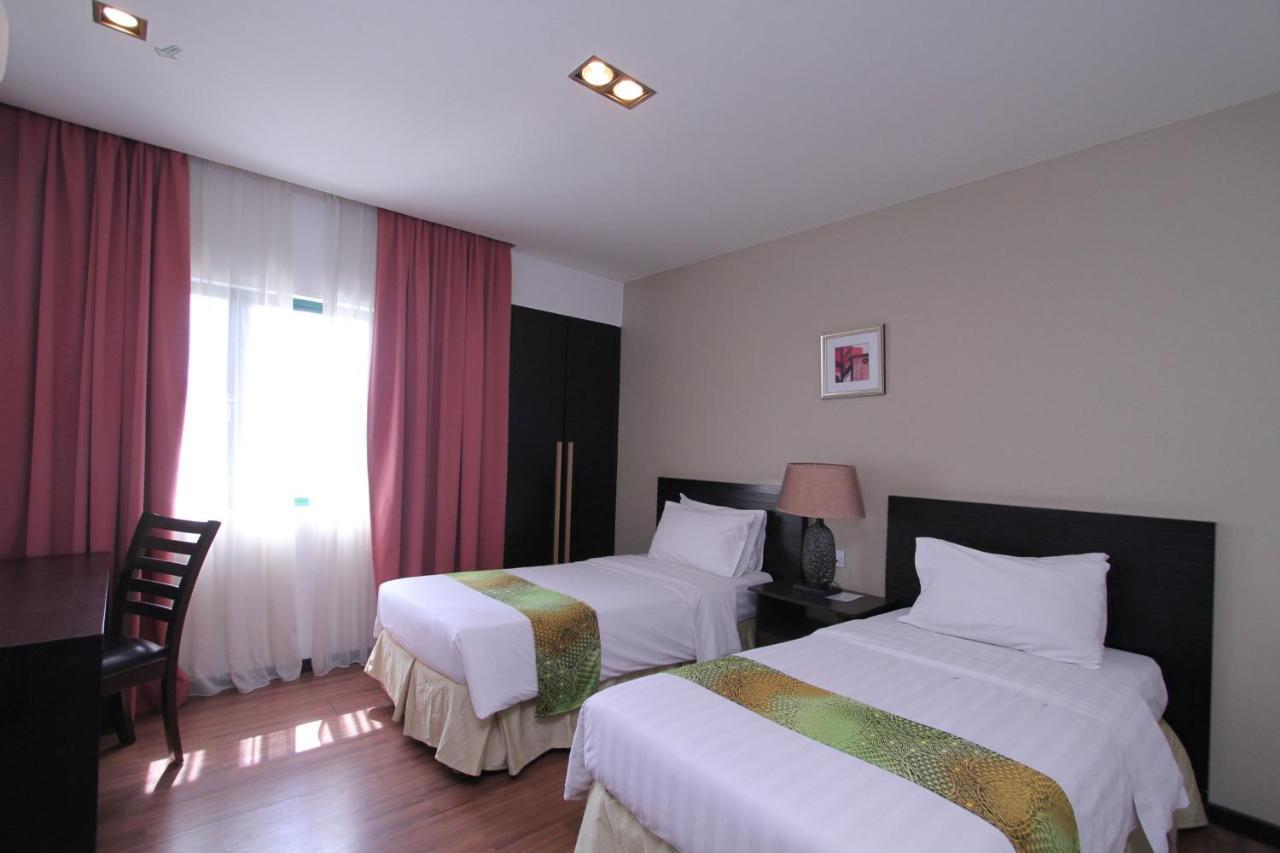 Likas Square Apartment Hotel Kota Kinabalu Exterior foto