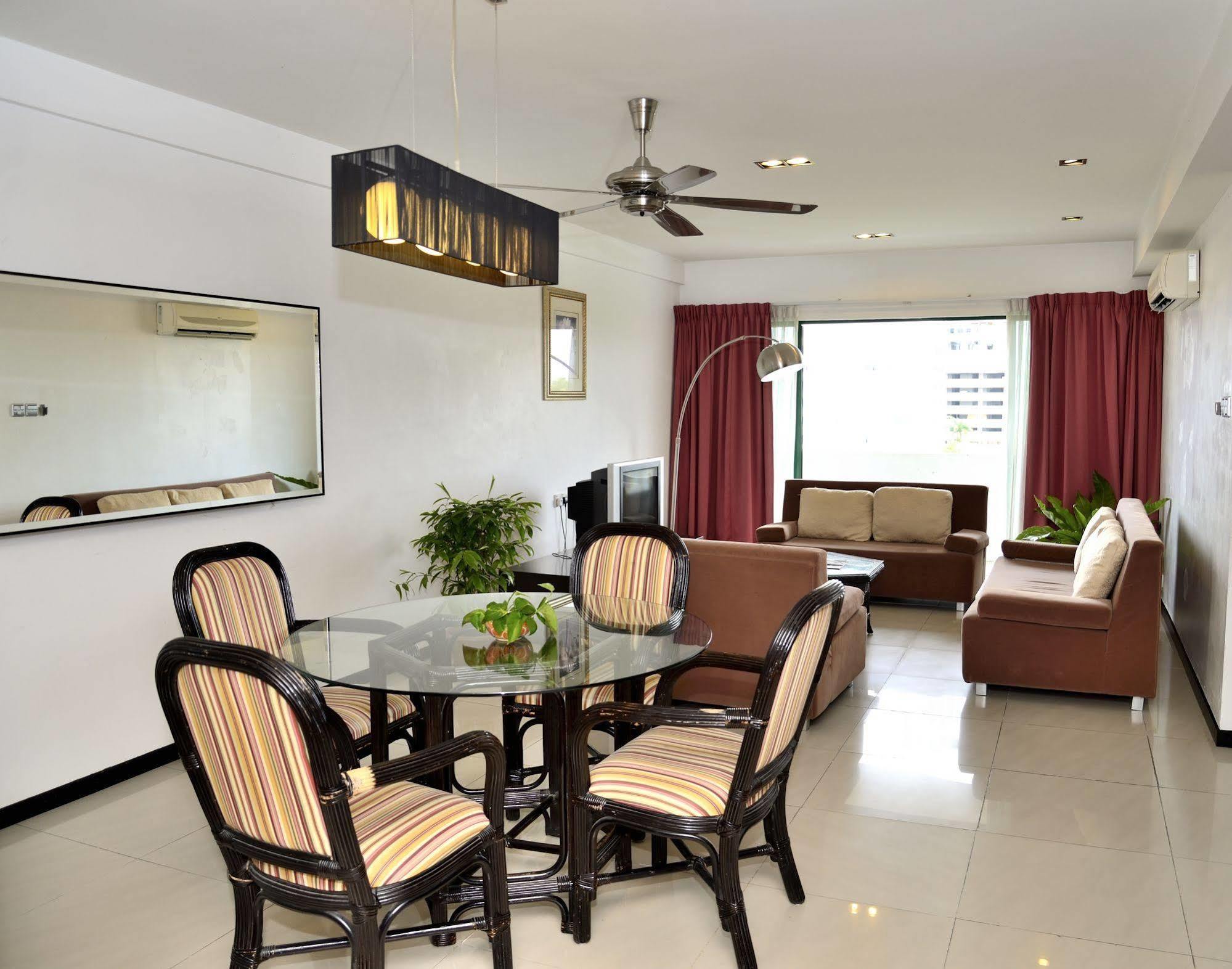 Likas Square Apartment Hotel Kota Kinabalu Exterior foto