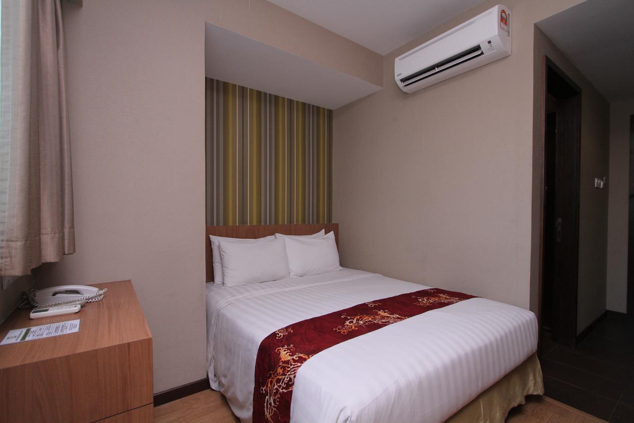 Likas Square Apartment Hotel Kota Kinabalu Exterior foto